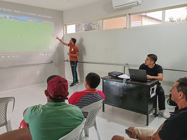Prefeitura de Várzea Alegre capacita diretores de equipes para o Campeonato Municipal de Futebol