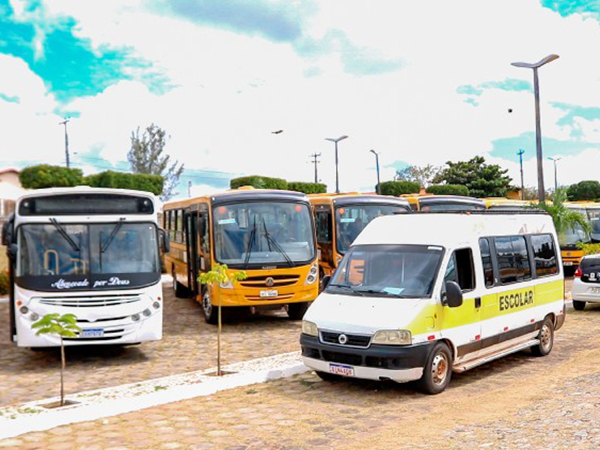 ENEM: Ônibus com rotas especiais em Conquista